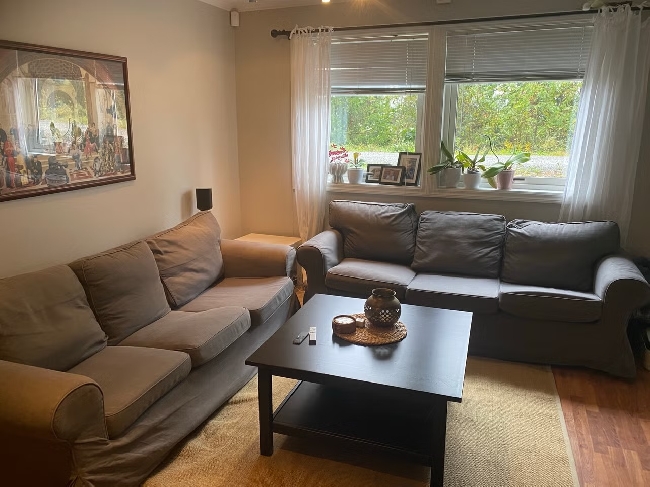 2 x Ektorp 3 seter sofaer