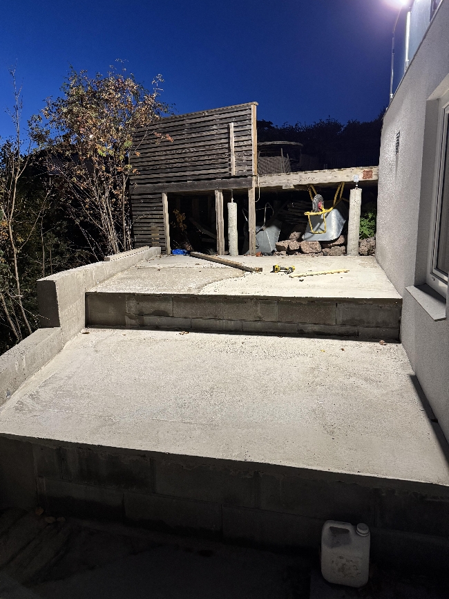 Legge skifer i betong