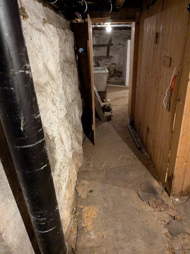 Feie og støvsuge grovkjeller