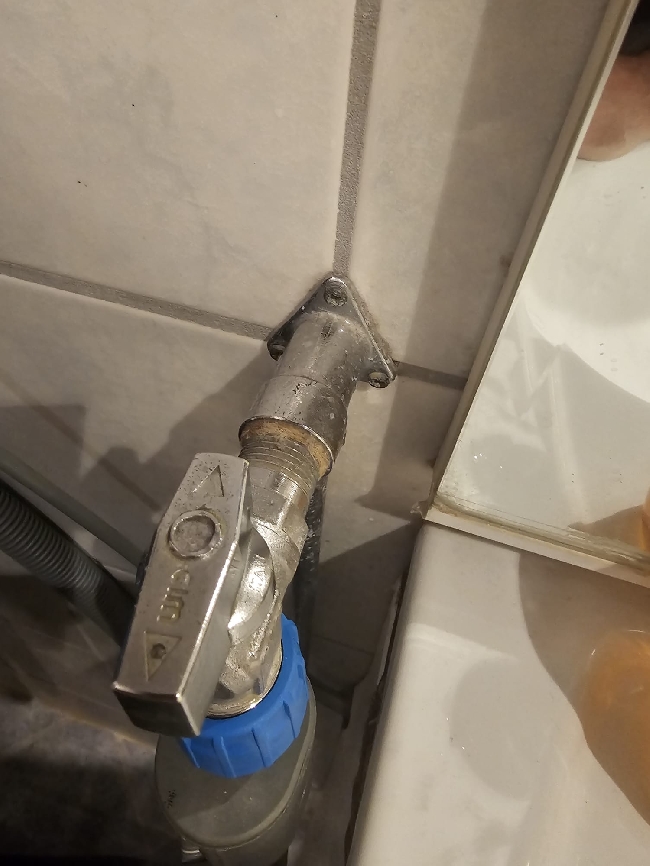 Fikse vannrør/kran for vaskemaskin