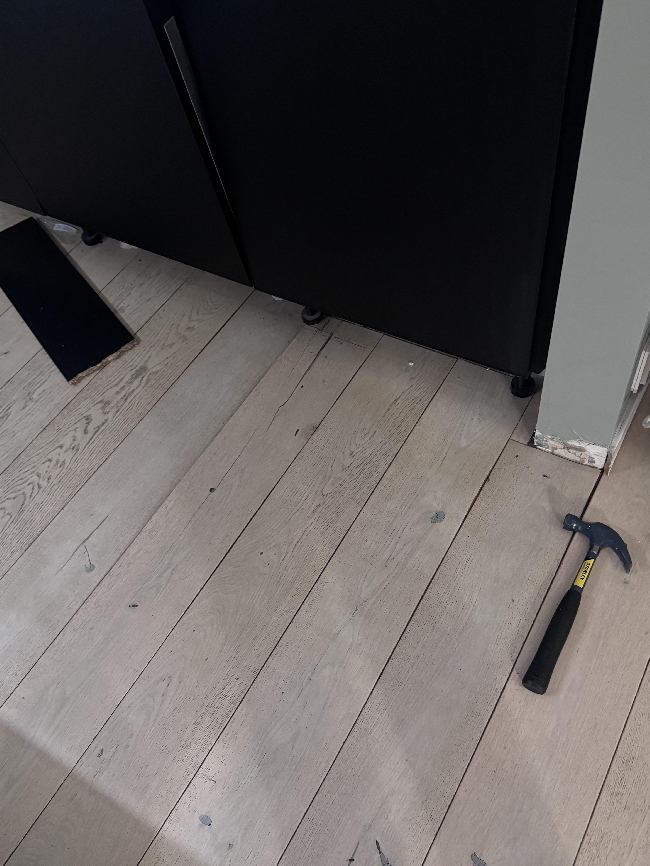 Skifte 6 stk parkettbord