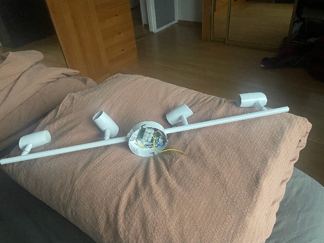 Montering av taklampe