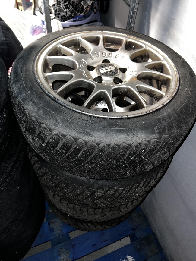 Kjøre 4 felger fra Oslo til Haugesund