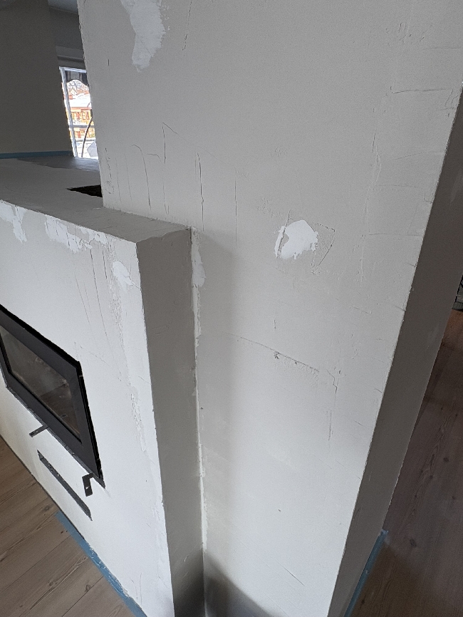 Ferdigstille sparkling + maling av peis