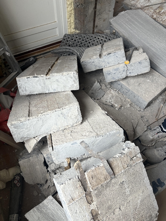 Bæring av betong fra vegg