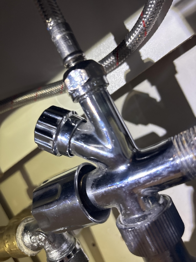 Montere tapwell blandebatteri kjøkken