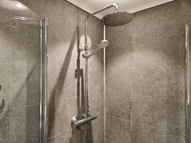 Dyprengjøring av baderom