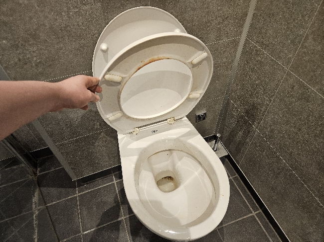 Dyprengjøring av baderom