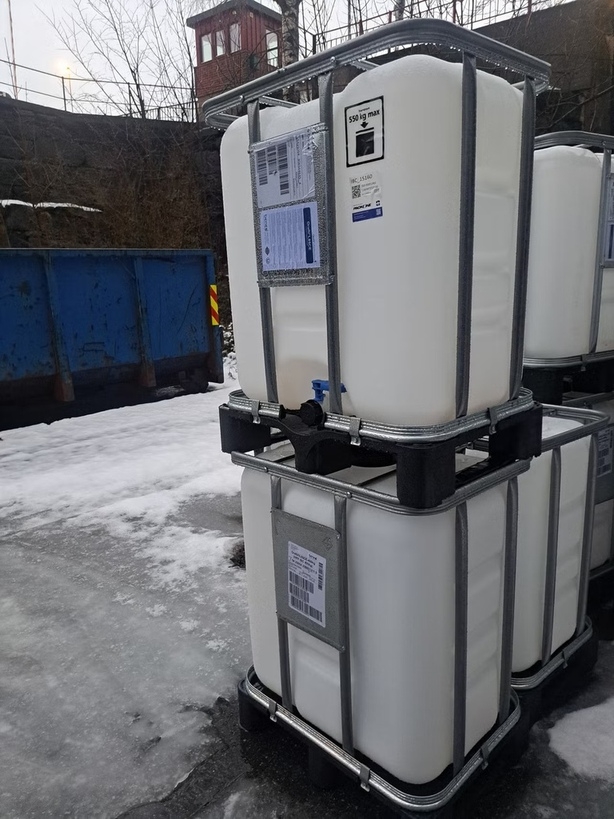 Hente 3 300L IBC beholdere (rene)