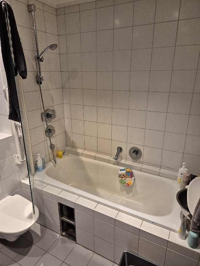 Fjerning av innmurt badekar – Montering av dusjkar