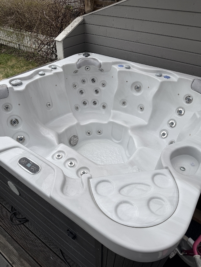 Jacuzzi som skal bli bært ca 50m