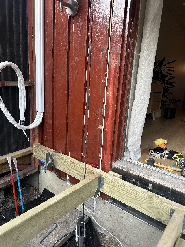 Flytte rør litt høyere på vegg