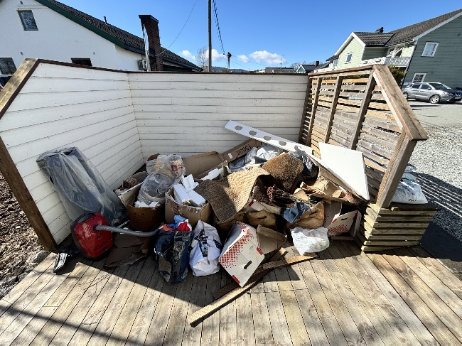 Bortkjøring av esker og diverse avfall – alt ferdig samlet!