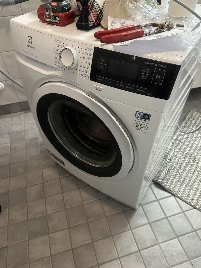 Bytte støpsel på vaskemaskin