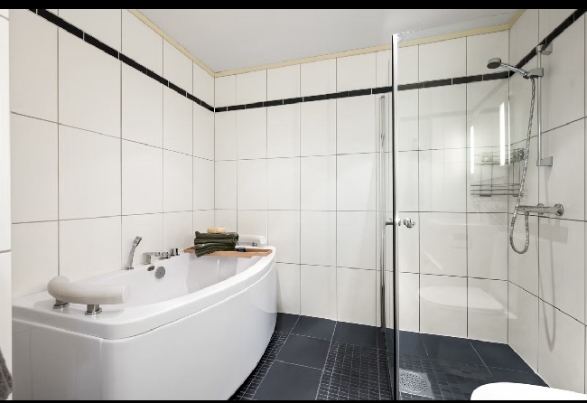 Microsement på baderomsgulv (ca. 6 m²)