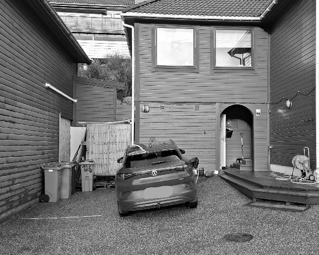 1) Finn rørtraseen 2) Bygg carporten