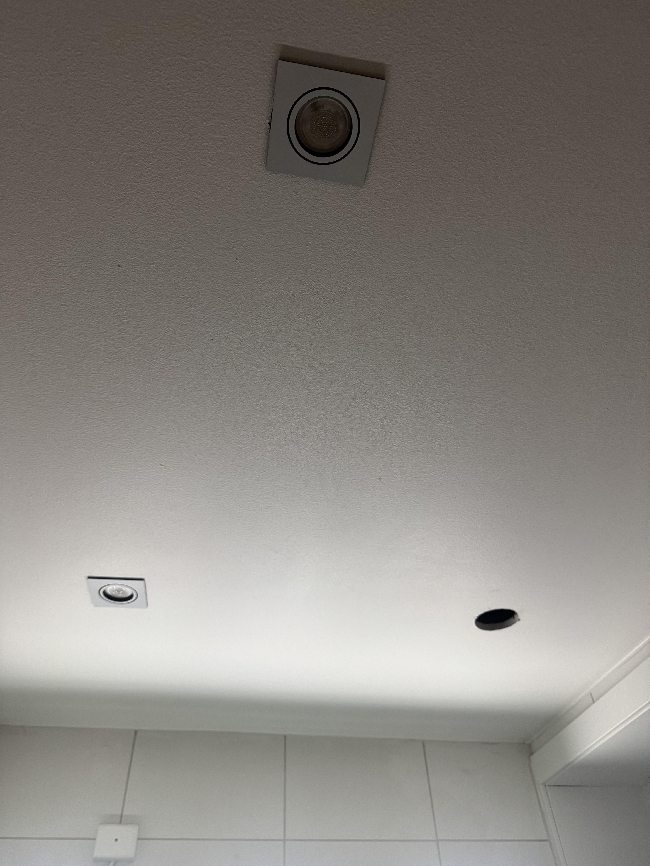 Demontere og flytte skap i leilighet