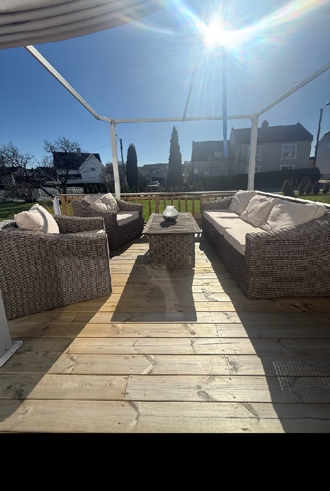 Frakte hagemøbler fra Skien til Oslo. Idag 27/4..