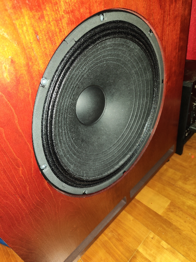 Fresing/utvidelse av hull til 15" høytt.