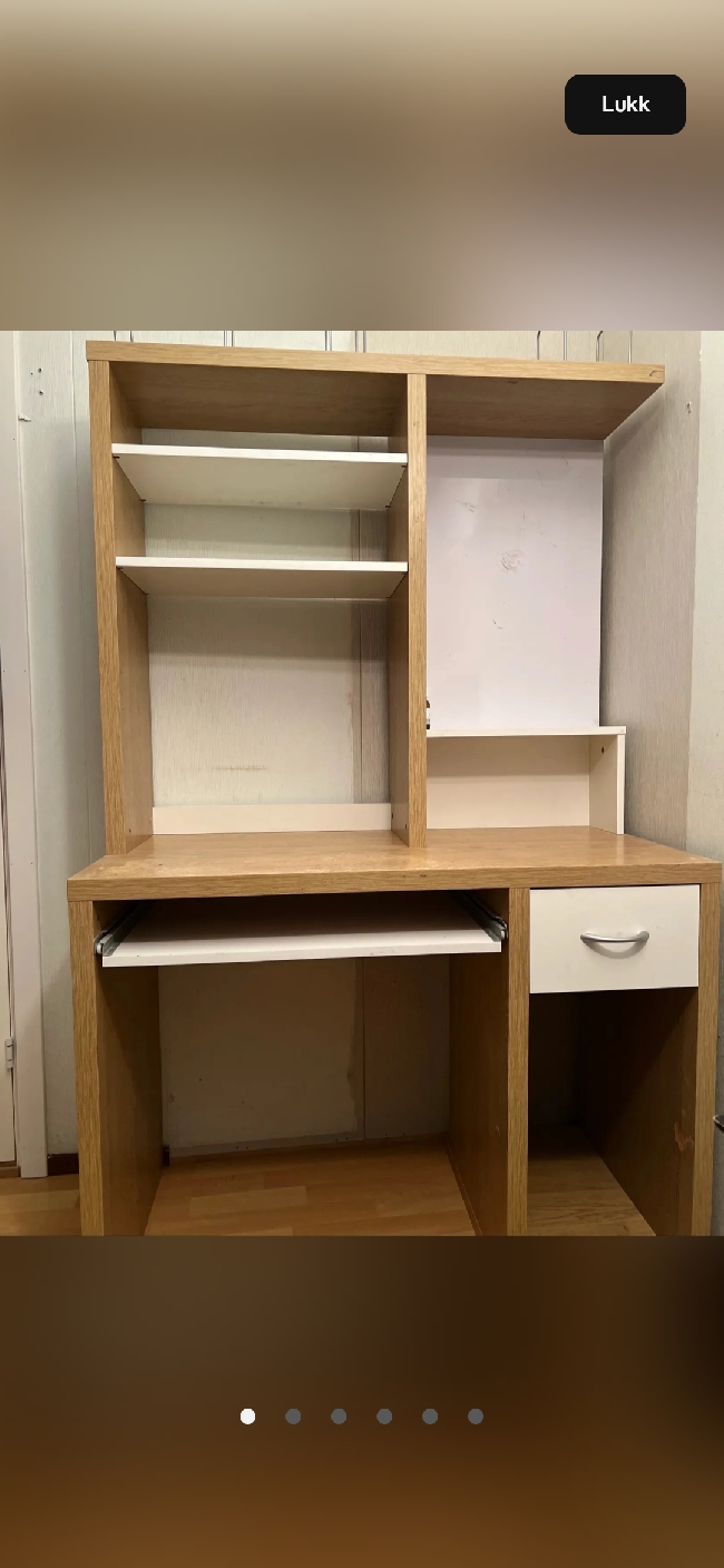 Skrivebord+stol