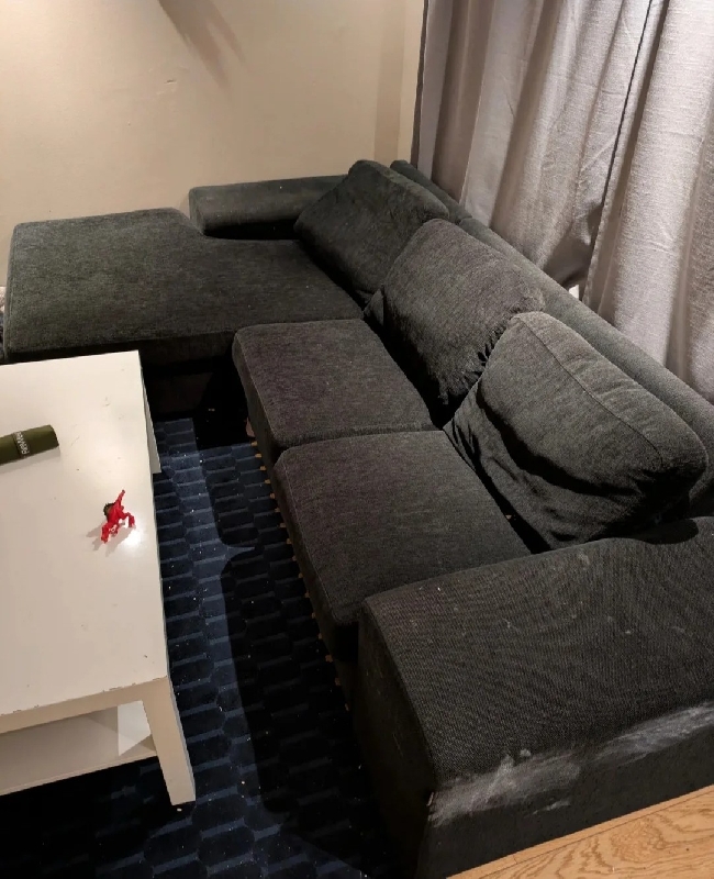 Sofa gis bort