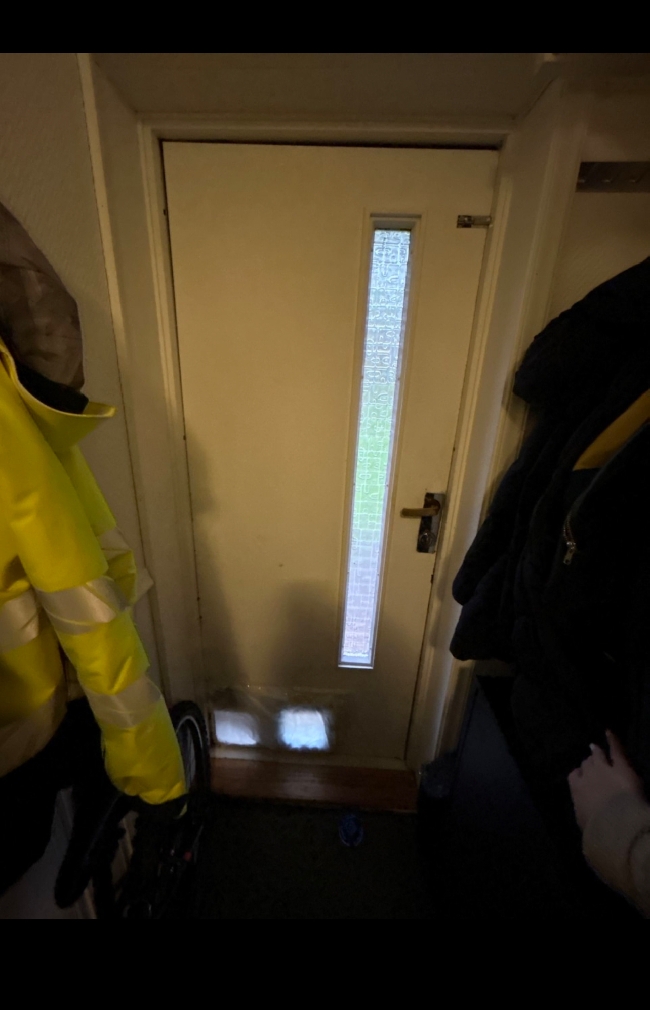 Bytte ytterdør med karm