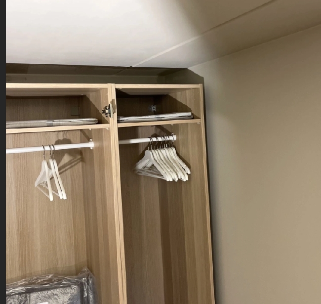 Innbygging av ferdig montert IKEA PAX – 2–4 timers jobb