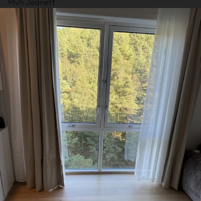 Fjerne og montere gardinskinne