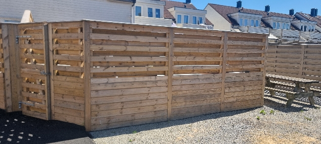 Maling av gjerde/rekkverk.