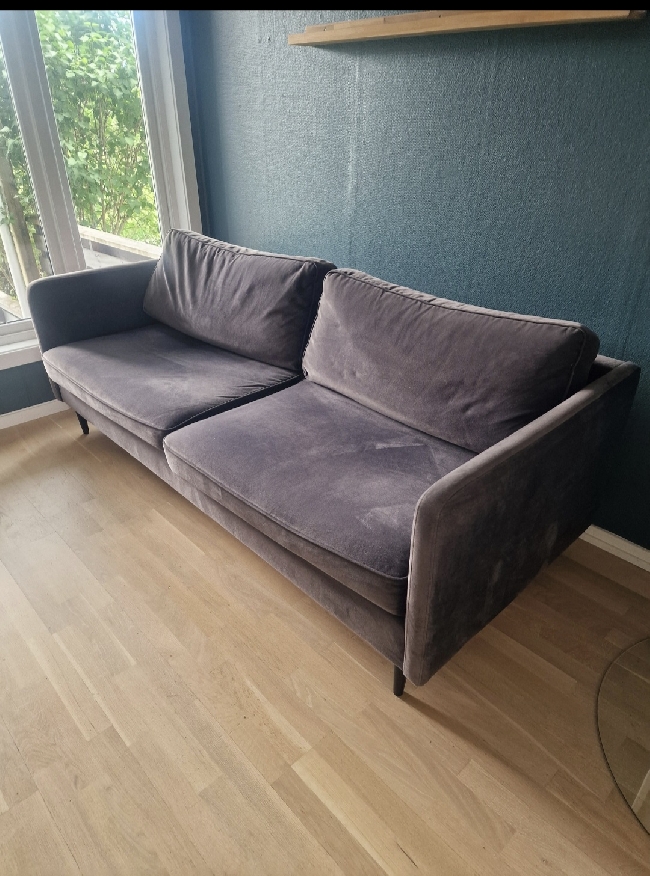 Henting av sofa