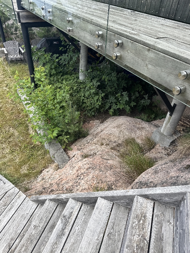Hagearbeid – Hjelp ønskes snarest!