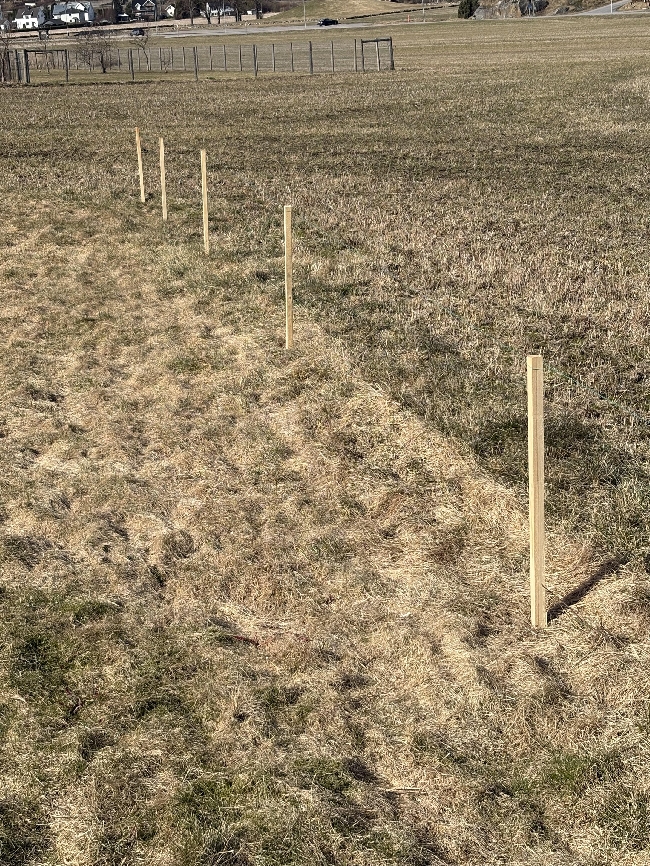Montering av 25 meter villagjerde