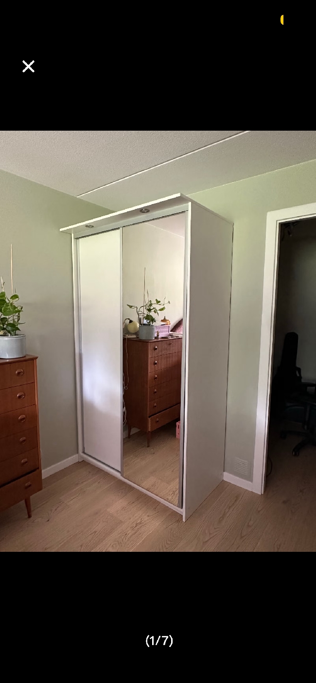 Kjøre demontert garderobe, fra Kjelsås i Oslo til Lahaugmoveien på Skjetten. Så bortkjøring av noen søppelsekker, papp og restavfall. Fint om det kan bli gjort etter 17.00 i morgen, lørdag 11/7.
