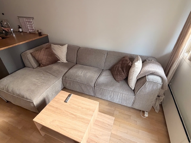 Hente og levere sofa