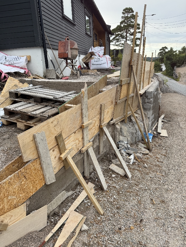 Forskaling og mur