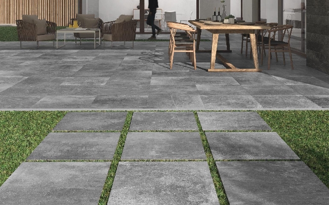 Legge steinplatting 10-12 kvadrat utenfor leilighet