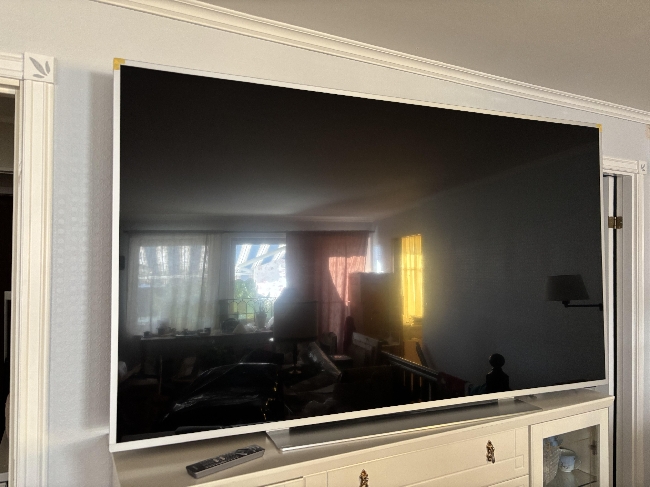 ØNSKER PRISTILBUD PÅ TRANSPORT AV PHILIPS 75 " TV FRA OSLO TIL STAVANGER