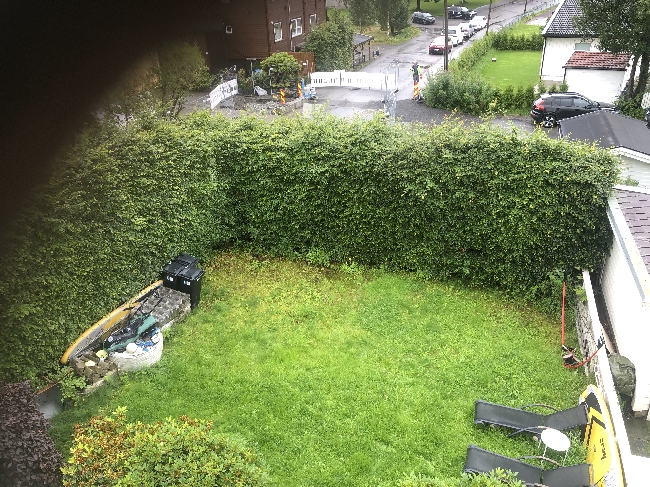 Grave i hage + div. Hage