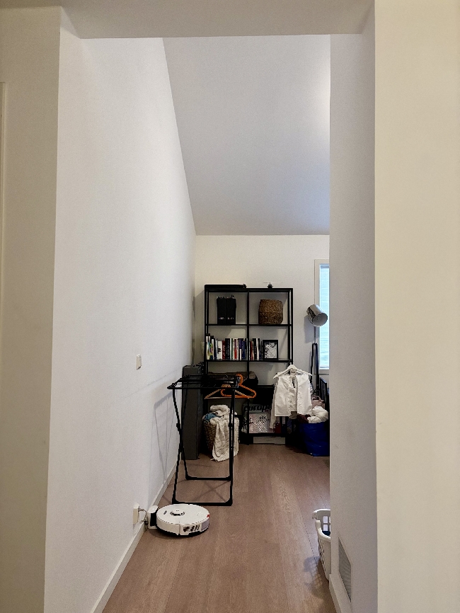 Sette opp lettvegg med dør i loftstue