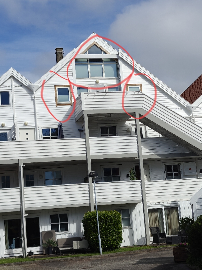 Maling av vindusrammer
