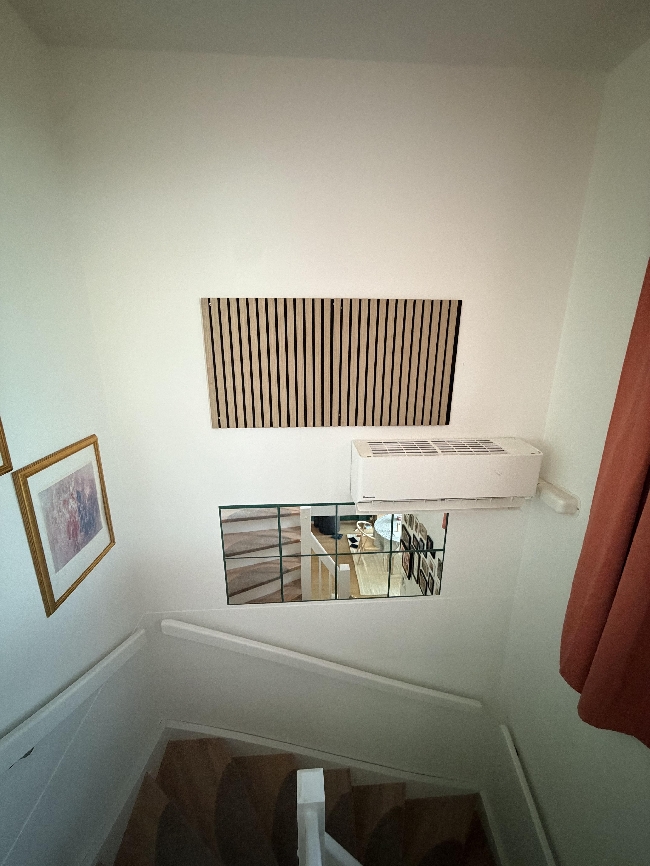 Montere spilevegg i trapp