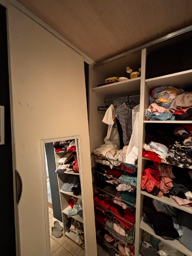 Need help with fixing the cupboard in kids bedroom