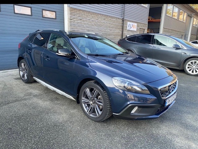 Min Volvo V40 2013 mod trenger en understellsbehandling