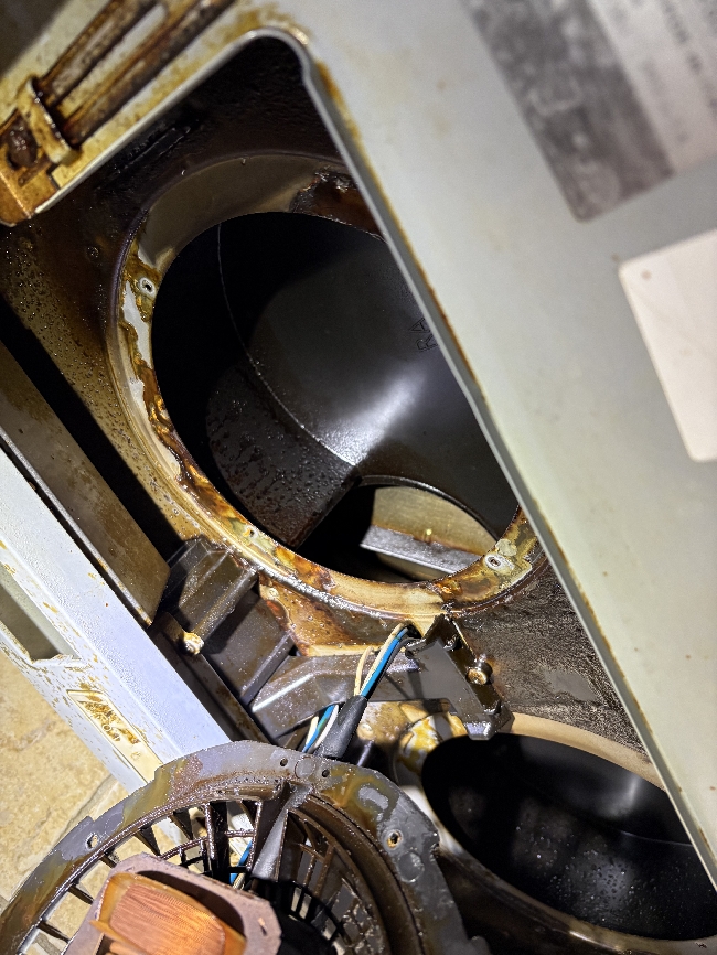 Grundig rengjøring av ventilator
