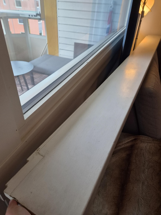 Montering og opphenging av hyller